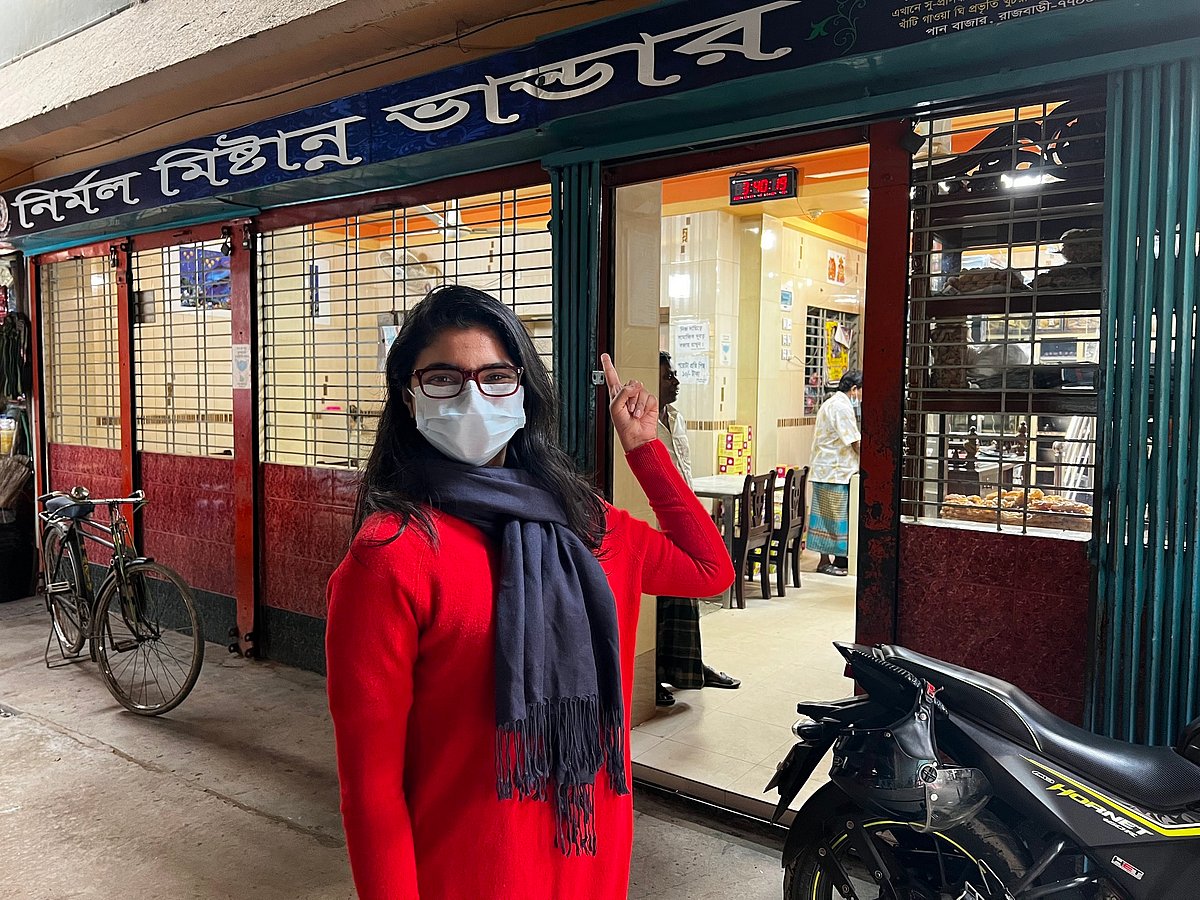 ফেসবুকে এই ছবি যুক্ত করে আবেগঘন স্ট্যাটাসটি লেখেন এনসিপির যুগ্ম সদস্যসচিব তাসনিম জারা