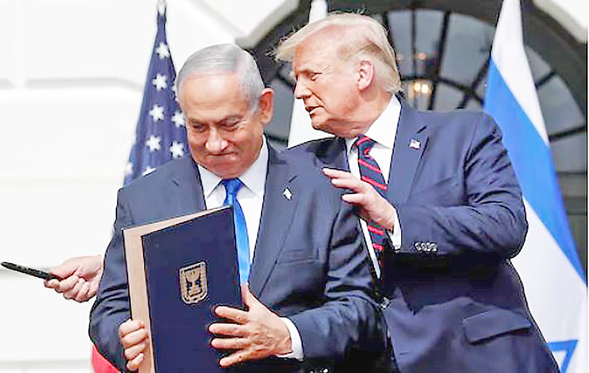 মার্কিন প্রেসিডেন্ট ডোনাল্ড ট্রাম্প ও ইসরায়েলের প্রধানমন্ত্রী বেনিয়ামিন নেতানিয়াহু