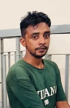 আসামি রিয়াজুল ইসলাম