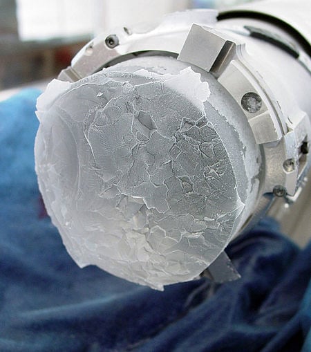 প্রাচীন বরফের নমুনা