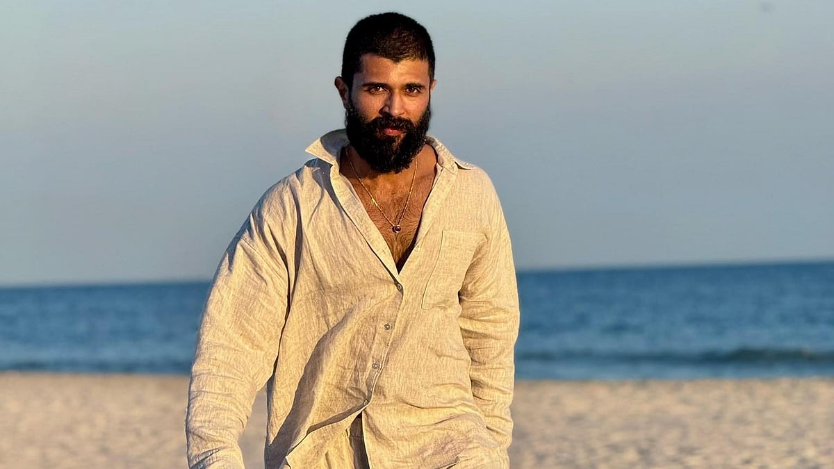 বিজয় দেবারকোন্ডা। অভিনেতার ফেসবুক থেকে