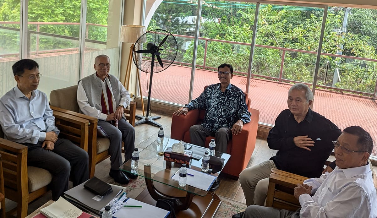 পার্বত্য চুক্তির বাস্তবায়ন ও পরিবীক্ষণ কমিটির বৈঠক চলছে। আজ সকাল সাড়ে ১০টায় রাঙামাটি শহরের ভেদভেদী এলাকার পার্বত্য চট্টগ্রাম উন্নয়ন বোর্ডের বিশ্রামাগারে