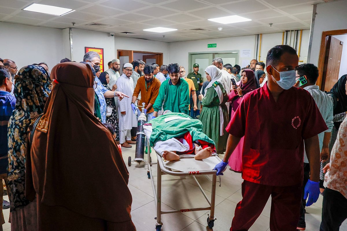 গুরুতর দগ্ধ ব্যক্তিদের চিকিৎসার জন্য নিয়ে আসা হয় জাতীয় বার্ন অ্যান্ড প্লাস্টিক সার্জারি ইনস্টিটিউটে