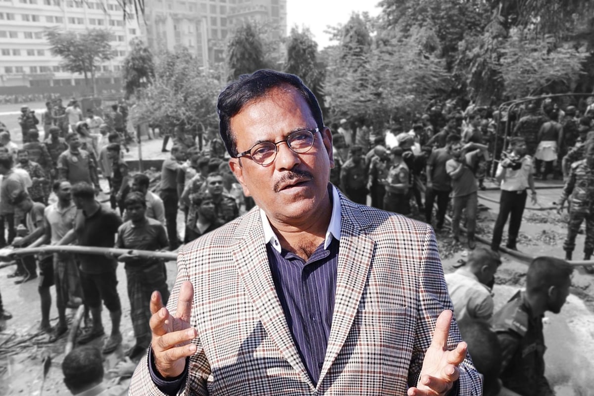 বিমান বিধ্বস্ত হয়ে হতাহতের ঘটনায় শোক জানিয়েছেন হানিফ সংকেত