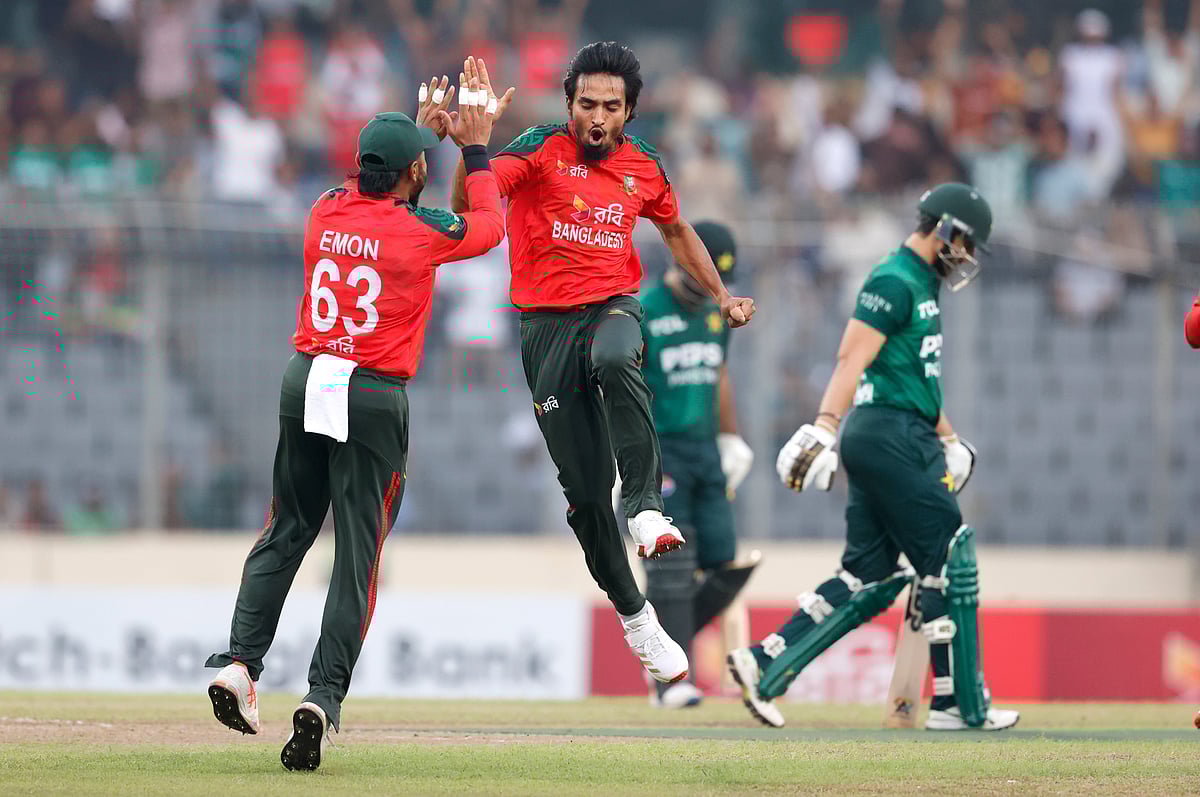 প্রথম টি–টোয়েন্টিতে পাকিস্তানতে ৭ উইকেটে হারিয়েছে বাংলাদেশ