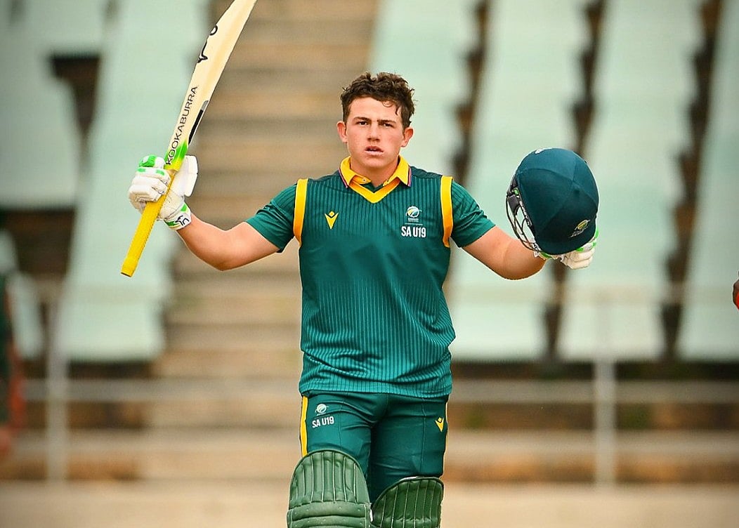 যুব ওয়ানডেতে দক্ষিণ আফ্রিকাকে সর্বোচ্চ ব্যক্তিগত ইনিংস উপহার দিয়েছেন ইয়োরিচ ফন শালকভিক। আজ বেনোনিতে বাংলাদেশের বিপক্ষে