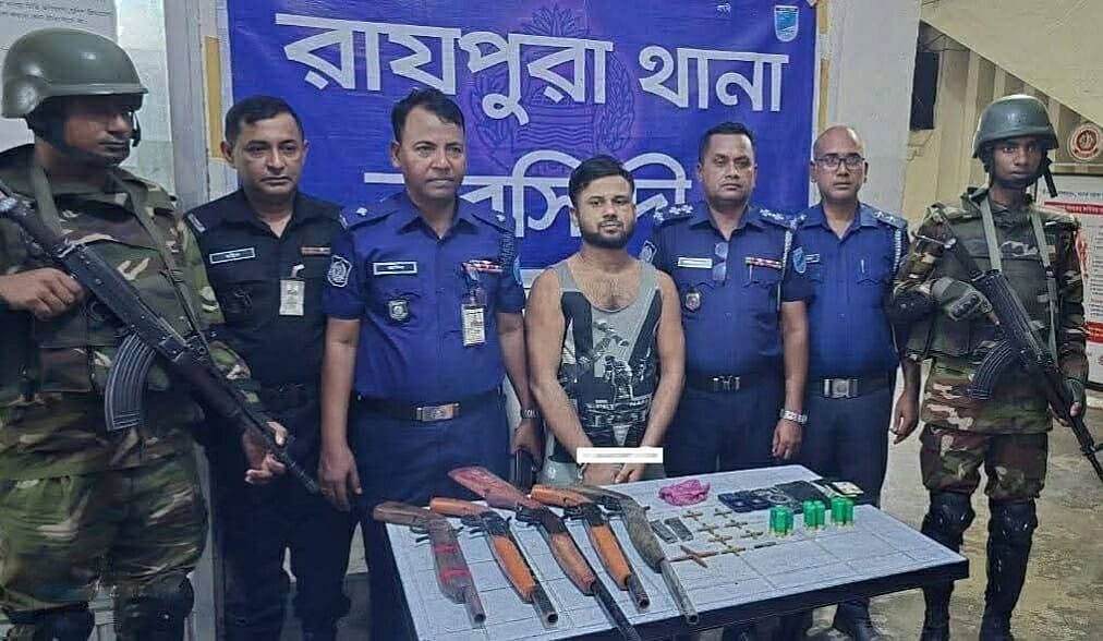 যৌথ বাহিনীর অভিযানে গ্রেপ্তার সোহেল মিয়া