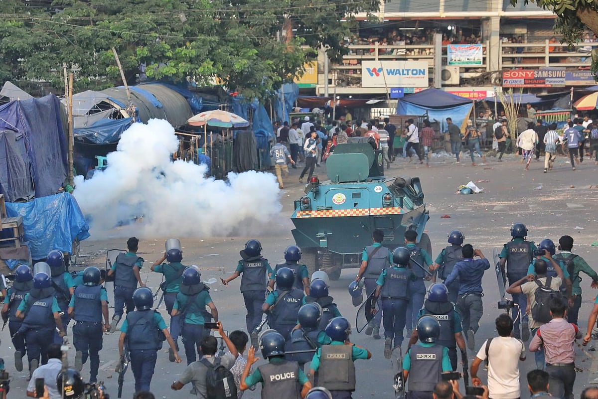 Kay Parker uning eshagiga singib ketdi