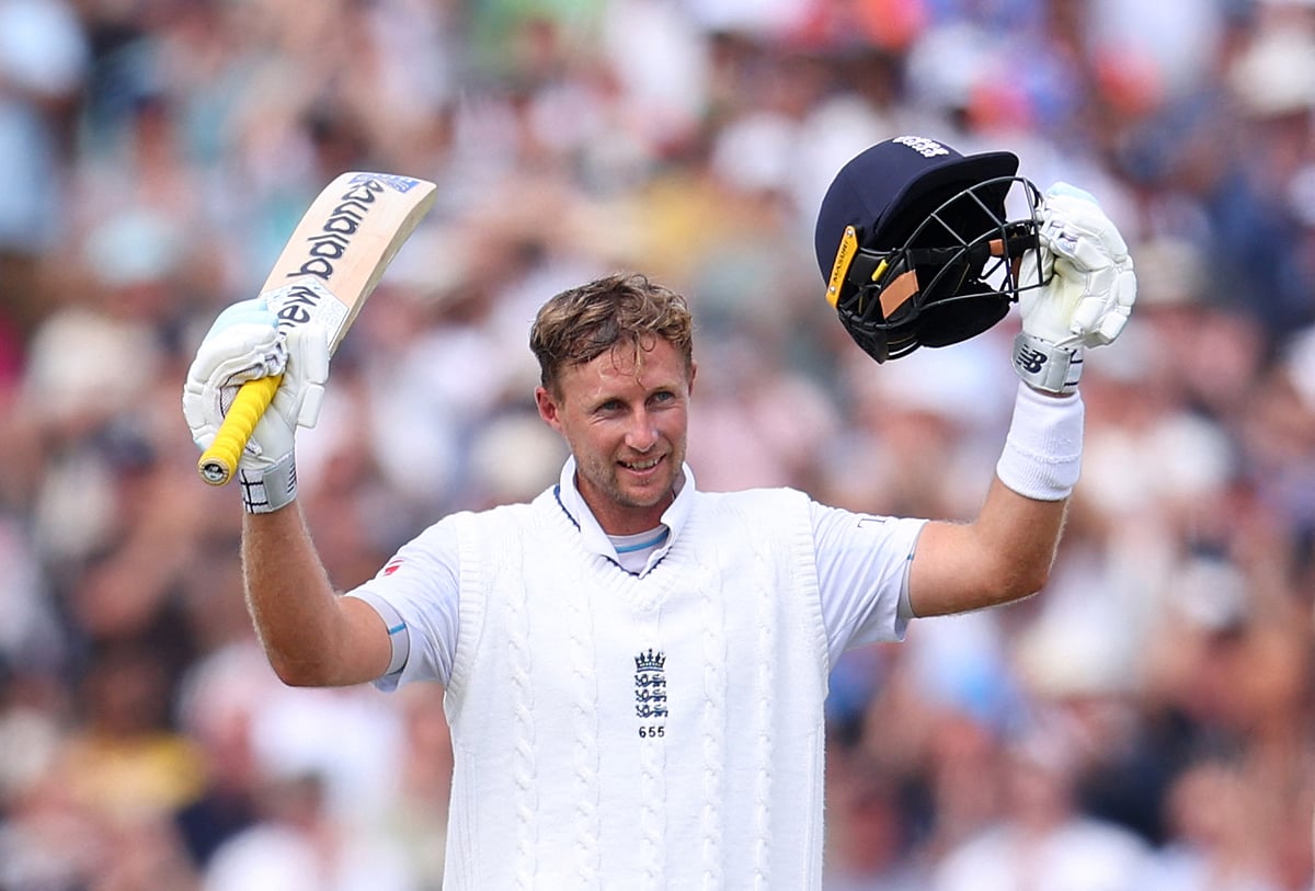 সেঞ্চুরির পর জো রুট