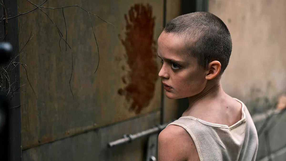 ‘ব্রিং হার ব্যাক’ সিনেমার দৃশ্য। আইএমডিবি