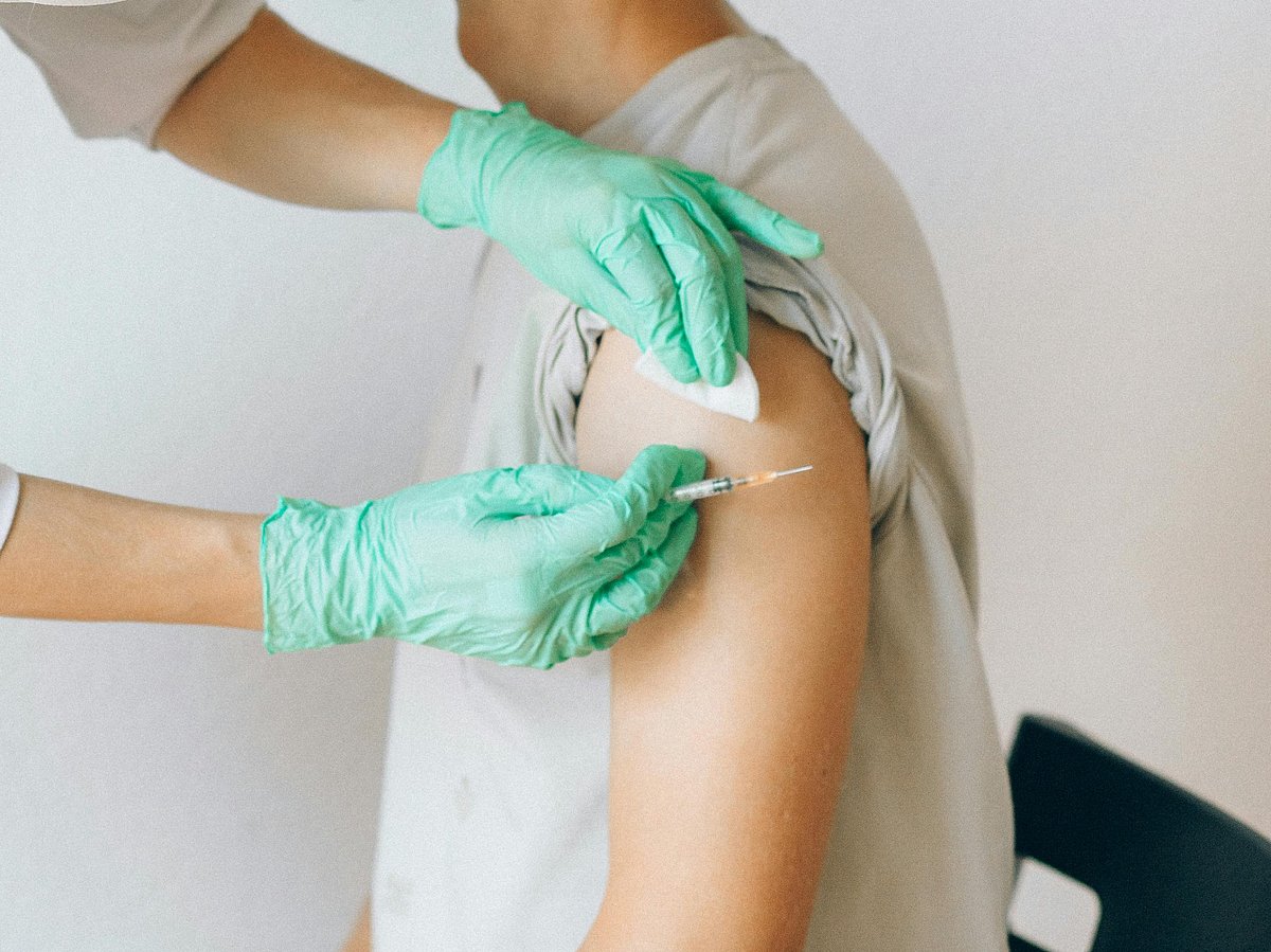 হেপাটাইটিস বি-এর কার্যকর ও নিরাপদ টিকা রয়েছে