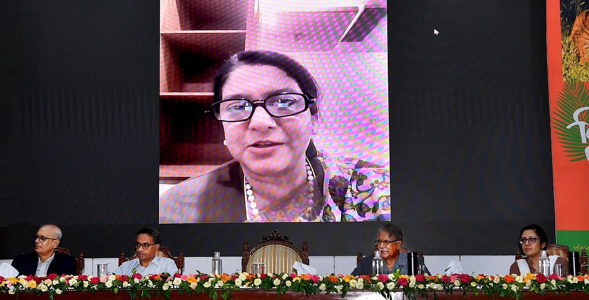 বিশ্ব বাঘ দিবস-২০২৫ উপলক্ষে আয়োজিত অনুষ্ঠানে ভার্চ্যুয়ালি বক্তব্য দেন পরিবেশ উপদেষ্টা সৈয়দা রিজওয়ানা হাসান। আজ মঙ্গলবার রাজধানীর আগারগাঁওয়ের বন ভবনে