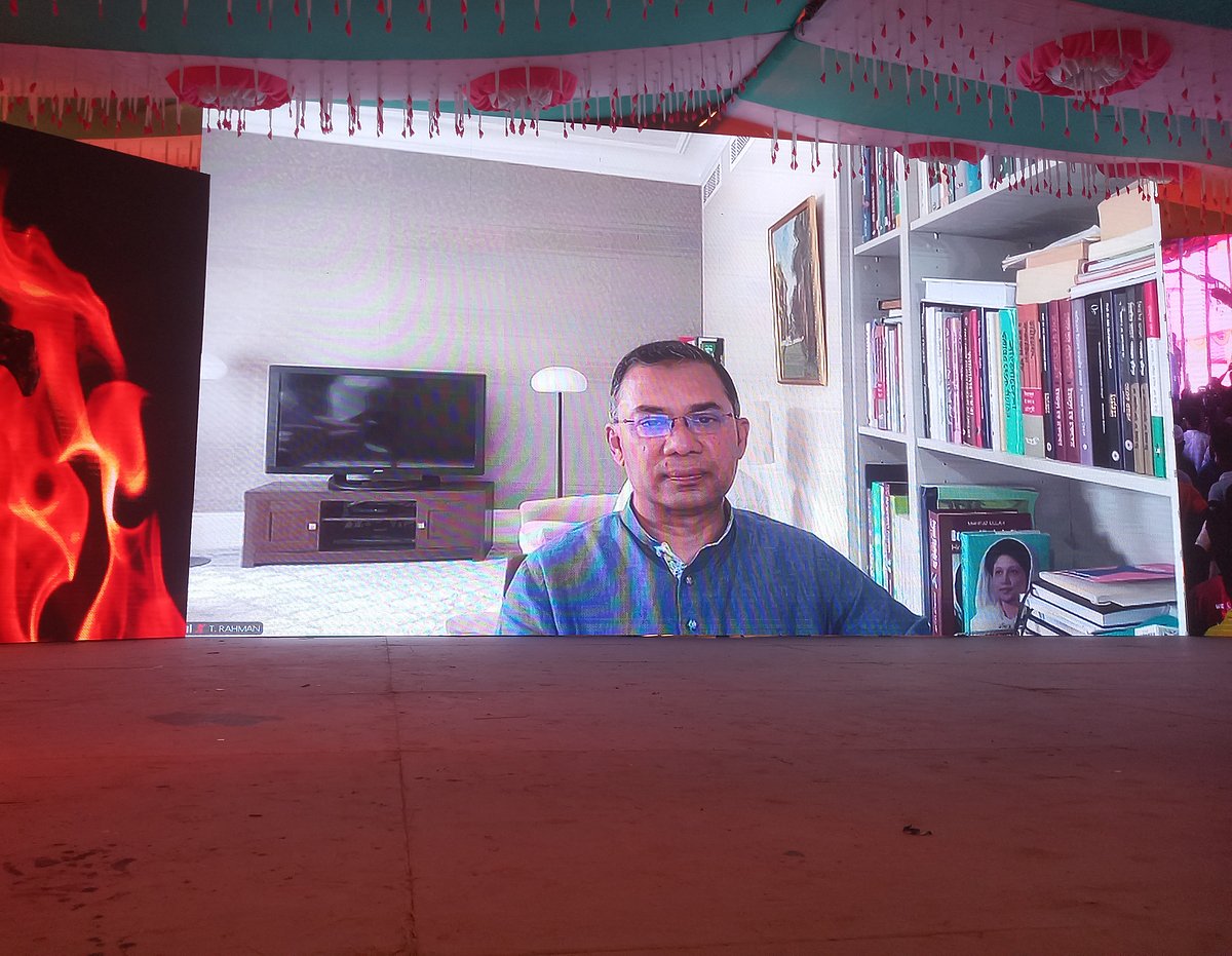 শ্রমিক-ছাত্র-জনতার জুলাই গণ–অভ্যুত্থান ২০২৪–এ ‘নারকীয় আশুলিয়া স্মরণে’ বিএনপির সমাবেশে বক্তব্য দেন তারেক রহমান। আজ বুধবার ঢাকার সাভারে