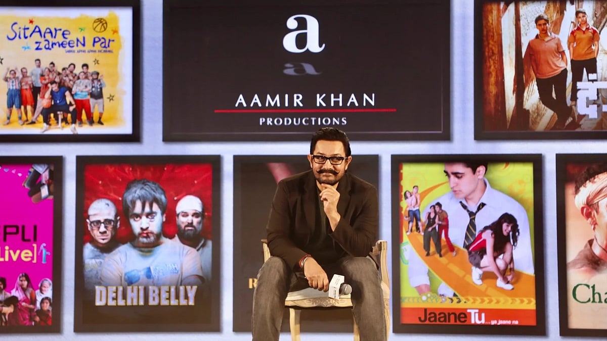 সংবাদ সম্মেলনে আমির খান