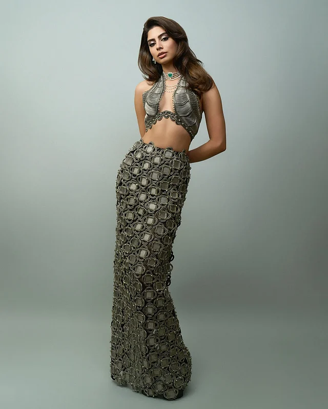 Rostovlik semiz qizlar ishtirokidagi porno