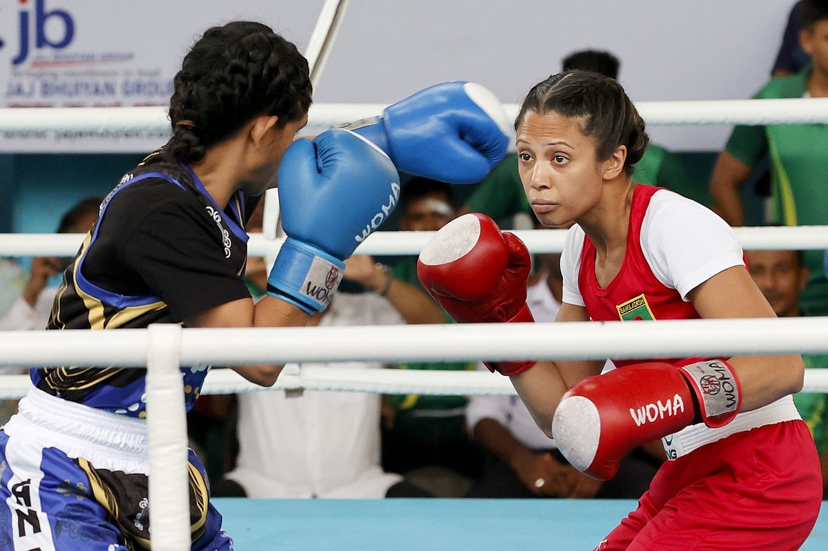 জাতীয় বক্সিংয়ের ৫২ কেজি ওজন শ্রেণির ফাইনালে আফরা খন্দকারের মুখোমুখি জিনাত ফেরদৌস