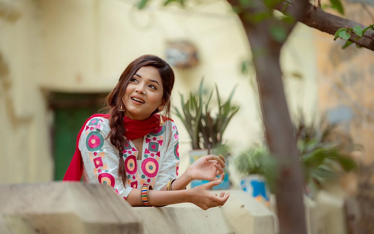 আরোহী মিম