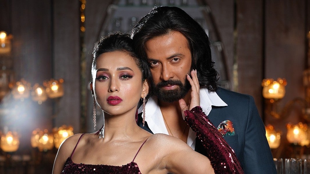 ‘দুষ্টু কোকিল’ গানে শাকিব খান ও মিমি চক্রবর্তী। ছবি: প্রযোজনা সংস্থার সৌজন্যে