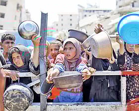 হরমুজ প্রণালি না খুললে বিশ্বে দুর্ভিক্ষ কেন আসন্ন