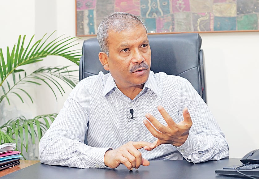 আইন উপদেষ্টা আসিফ নজরুল