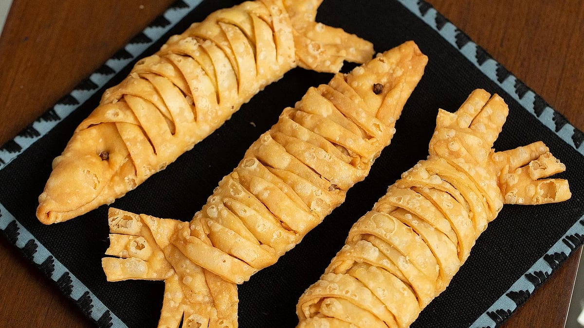 কিমা-ক্যাপসিকামে পুরভরা পিঠা