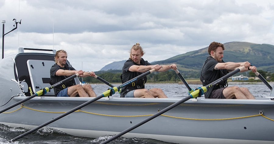 স্কটল্যান্ডের তিন ভাই মিলে নৌকায় প্রশান্ত মহাসাগর পাড়ির দুঃসাহসিক এক অভিযান শেষ করতে চলেছেন
