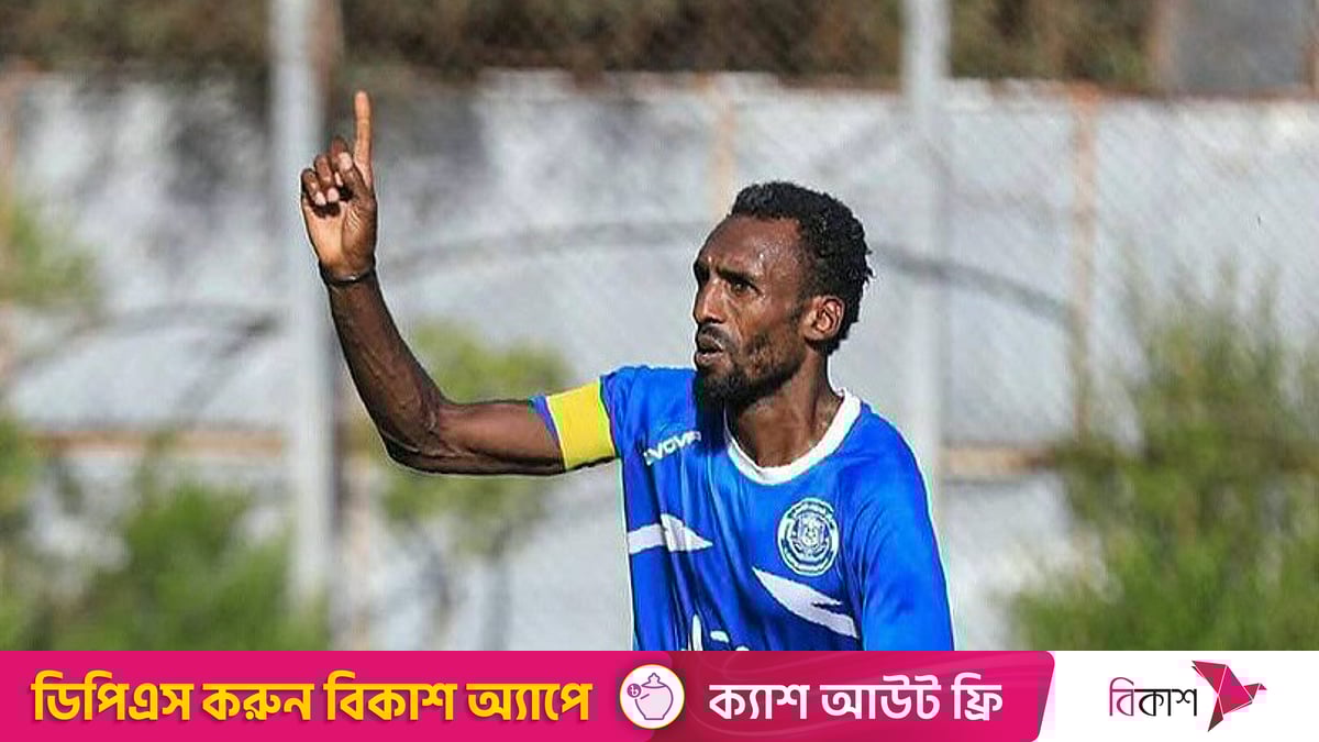 Kokraklar orasidagi unutilmas jinsiy aloqa Uchtilnitcha s uchnikom seks smattred onlayn