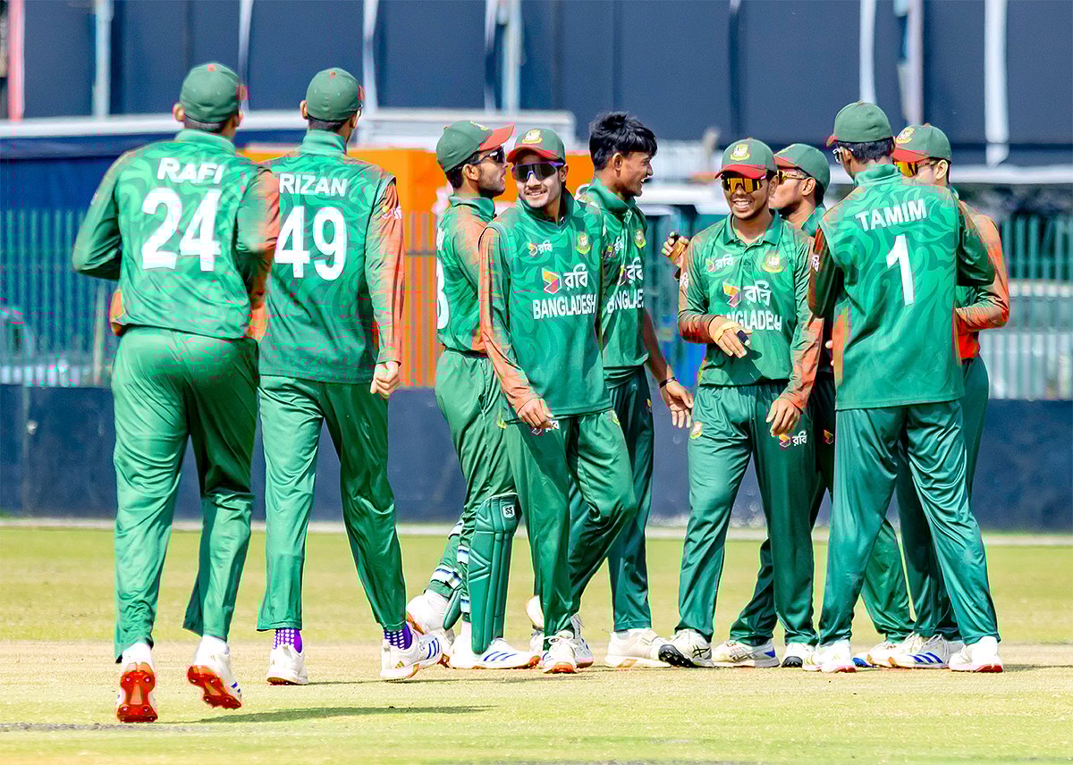 আজিজুলের নেতৃত্বে ঘোষণা করা হয়েছে অনূর্ধ্ব–১৯ দল