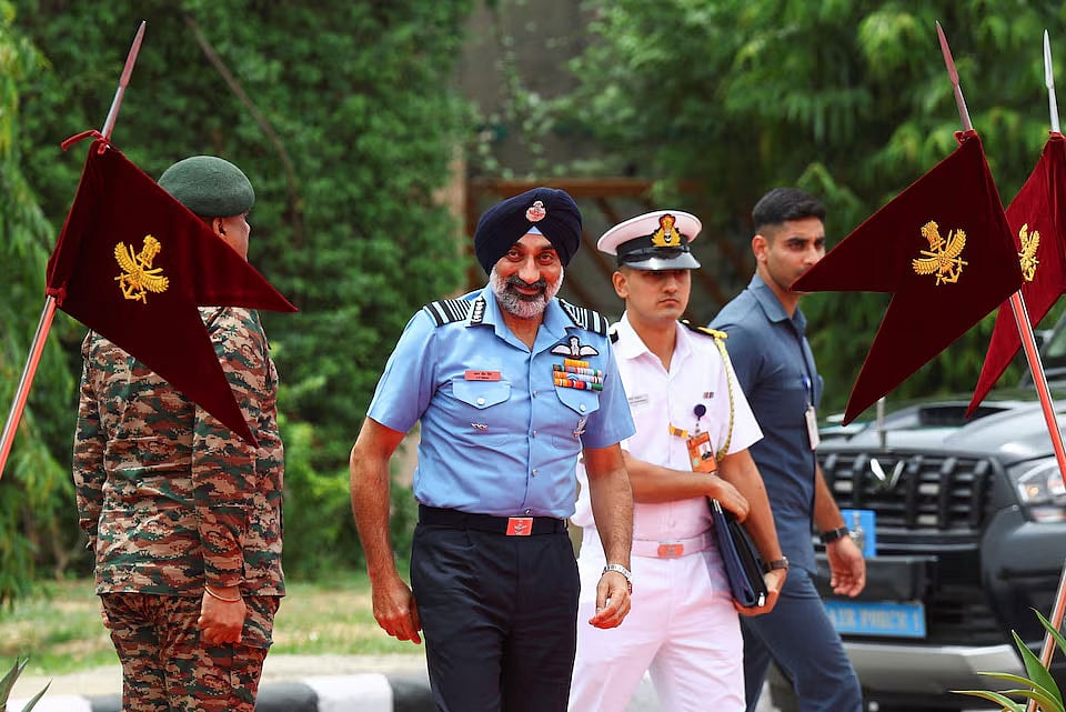 ভারতের বিমানবাহিনীর প্রধান এয়ার চিফ মার্শাল এ পি সিং। ভারতের রাজধানী নয়াদিল্লিতে এক অনুষ্ঠানে, ৪ জুন ২০২৫