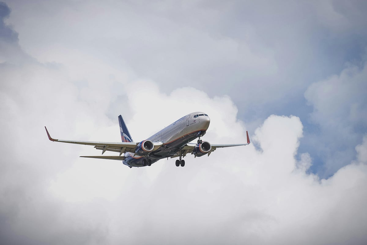 ‘ওয়ার্ল্ড এয়ার ট্রান্সপোর্ট স্ট্যাটিসটিকস’ নামের এই প্রতিবেদনে বিশ্বের উড়োজাহাজপ্রেমী দেশগুলোর নামও এসেছে