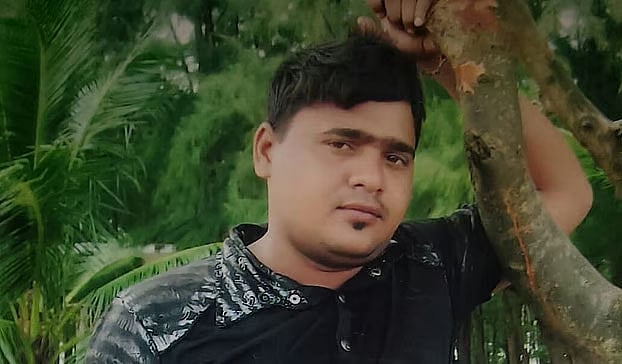 গাড়িচালক ইশতিয়াক হোসেন