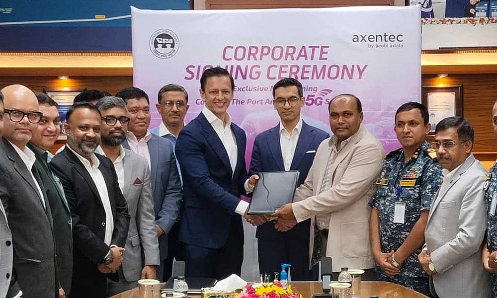 চট্টগ্রাম বন্দরের কার্যক্রম পরিচালনায় ৫-জি প্রযুক্তি ব্যবহারের জন্য বন্দর কর্তৃপক্ষ ও রবির মধ্যে চুক্তি সই