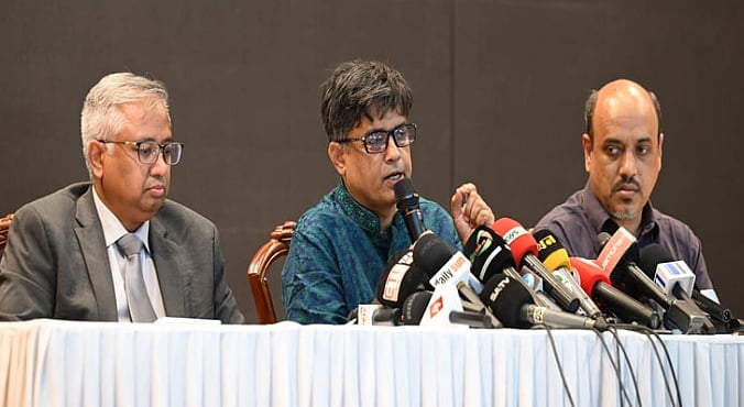 প্রধান উপদেষ্টা ড. ইউনূসের আসন্ন মালয়েশিয়া সফর নিয়ে প্রেস সচিব শফিকুল আলম রোববার রাজধানীর ফরেন সার্ভিস একাডেমিতে সাংবাদিকদের ব্রিফ করেন