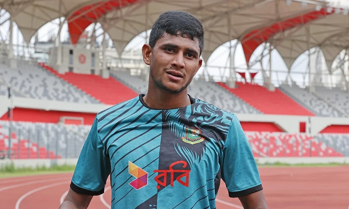 একমাত্র ‘এলিট’ নাহিদ রানা।