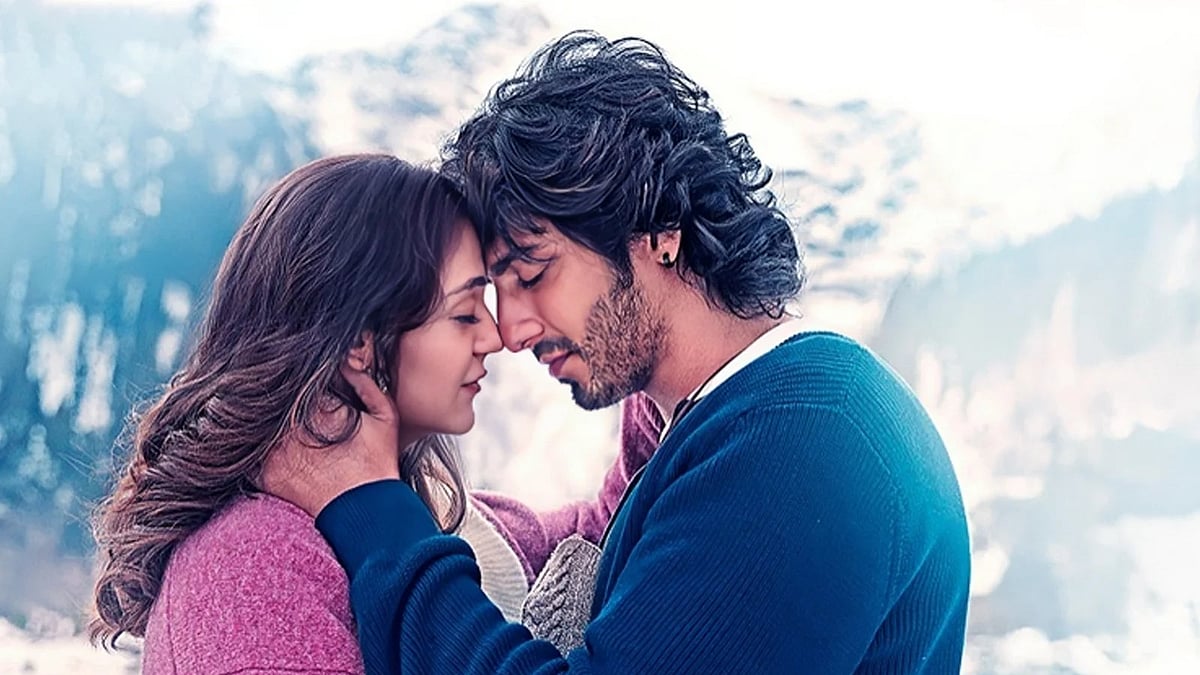 ‘সাইয়ারা’ সিনেমার দৃশ্যে আহান পান্ডে এবং অনীত পাড্ডা