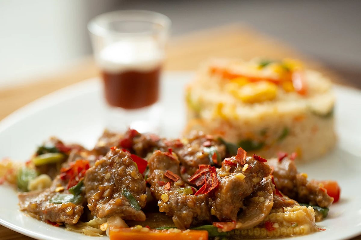 স্টার ফ্রাই বিফ উইথ ভেজিটেবলস