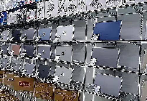 ঢাকার কম্পিউটারবাজারে ল্যাপটপের চাহিদা বেড়েছে