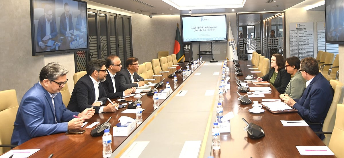 মার্কিন দূতাবাসের কর্মকর্তাদের সঙ্গে বিজিএমইএর নেতাদের বৈঠক