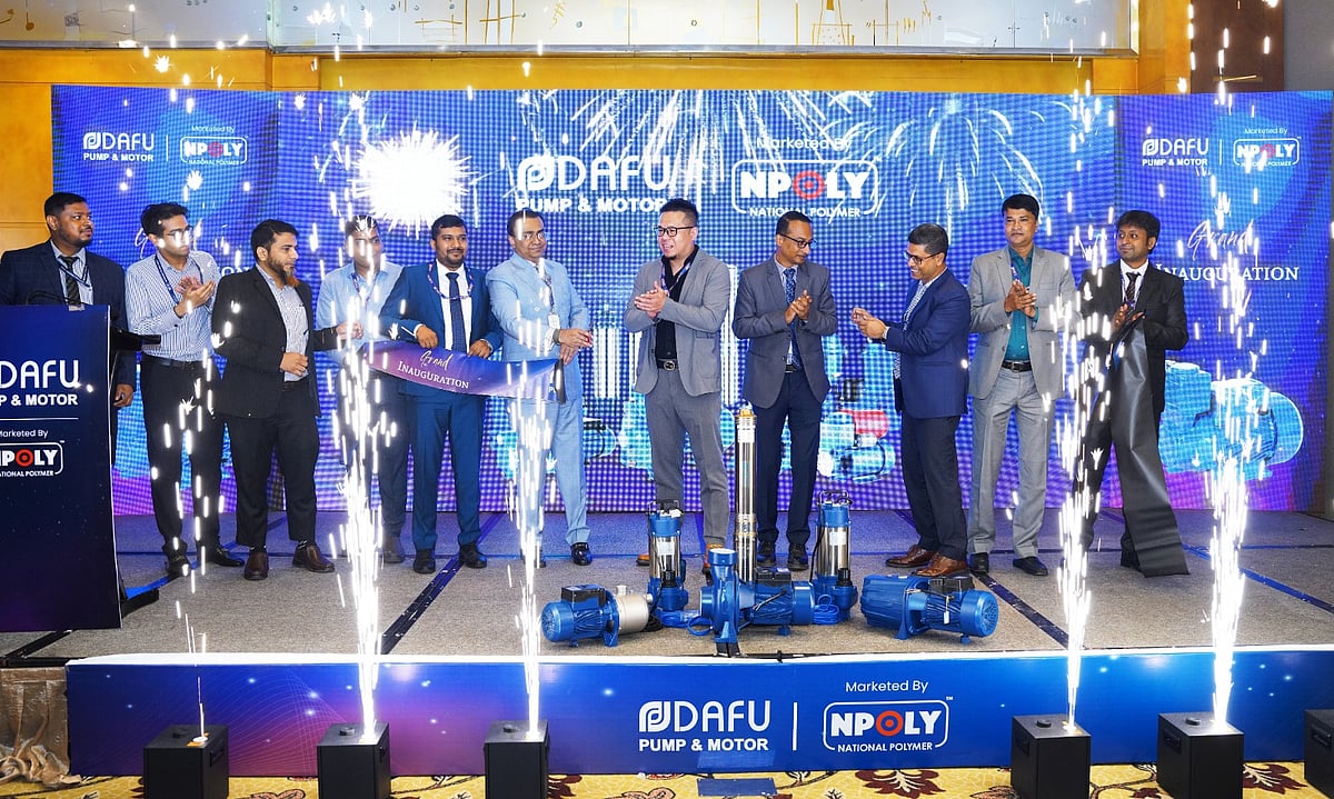 পাম্প ও মোটর বাজারজাতকরণ এবং এ সংক্রান্ত চুক্তি স্বাক্ষর অনুষ্ঠানে বাংলাদেশের ন্যাশনাল পলিমার ইন্ডাস্ট্রিজের এমডি রিয়াদ মাহমুদ, প্রধান বিপণন কর্মকর্তা লোকমান হাকিম, বিজনেস বিভাগের প্রধান শেখর সাহা ও বিপণন প্রধান রকিব আহমেদ এবং চীনের দাফু গ্রুপের পরিচালক মি. টিম প্রমুখ। আজ রাজধানীর একটি হোটেলে