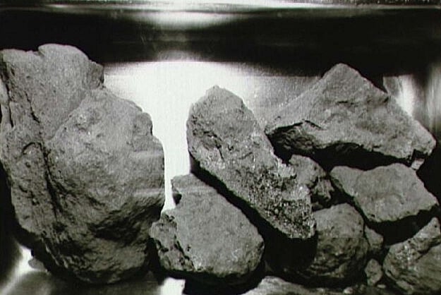 চাঁদের পাথর