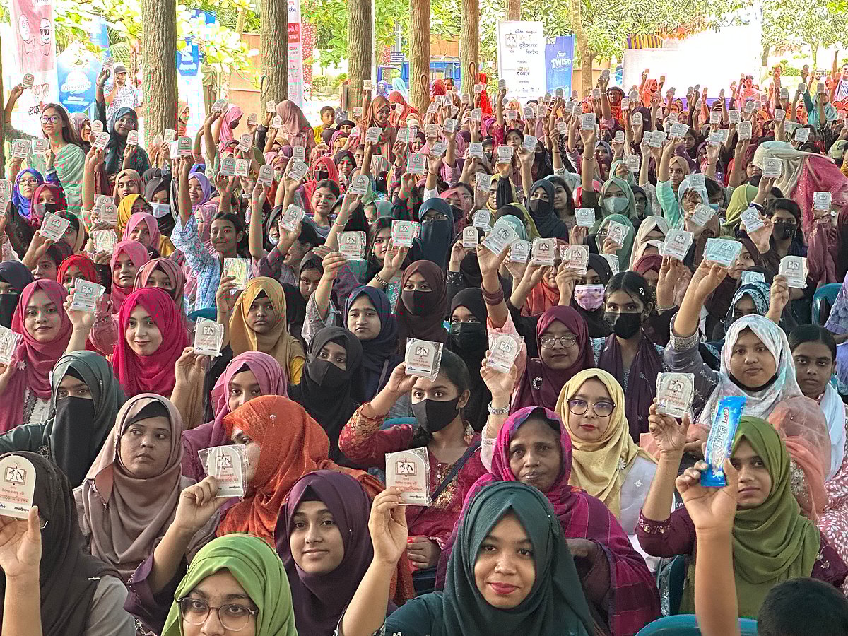 ঝিনাইদহে জিপিএ-৫ প্রাপ্ত শিক্ষার্থীদের কৃতী সংবর্ধনা অনুষ্ঠিত হয়েছে। আজ রোববার