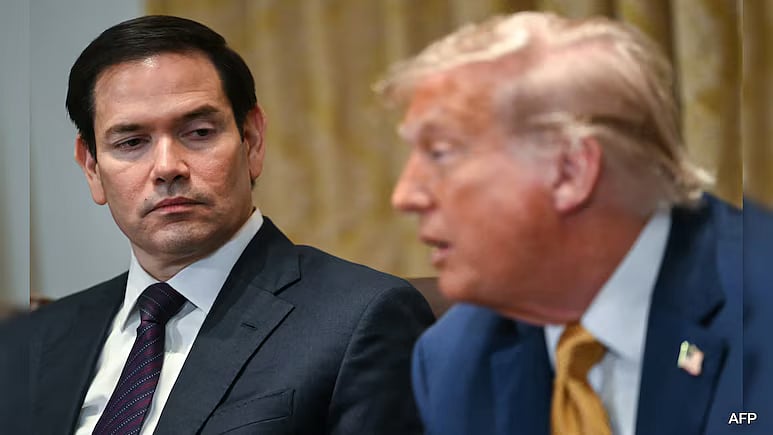 মার্কিন পররাষ্ট্রমন্ত্রী মার্কো রুবিও এবং মার্কিন প্রেসিডেন্ট ডোনাল্ড ট্রাম্প