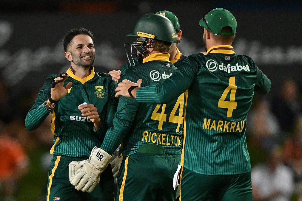 Sochli mushuklarning onlayn porno videolari Arman qizlar porno