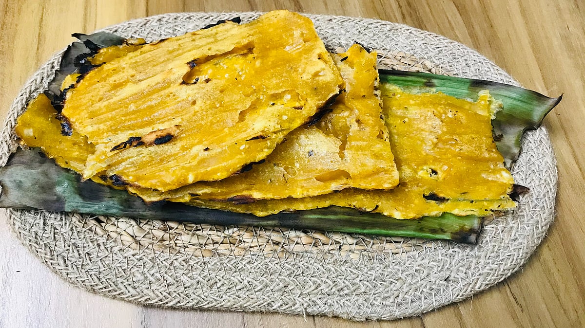 তালের কলাপাতা পোড়া পিঠা