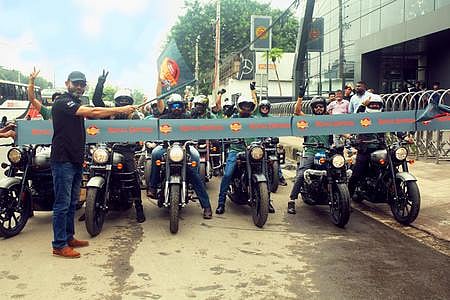 বৈশ্বিক মোটরসাইকেল ব্র্যান্ড রয়্যাল এনফিল্ড সম্প্রতি ঢাকায় ‘পিওর মোটরসাইক্লিং’ শীর্ষক এক রাইডআউট তথা মোটরসাইকেল যাত্রার আয়োজন করেছে। রাজধানীর তেজগাঁওয়ে অবস্থিত রয়্যাল এনফিল্ডের আইকনিক ফ্ল্যাগশিপ শোরুম থেকে রাইডটি শুরু হয়ে পূর্বাচলের ছুটি রিসোর্টে গিয়ে শেষ হয়