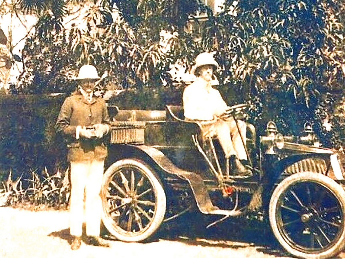 ঢাকার দিলকুশায় নবাব সলিমুল্লাহর মোটরগাড়ি, ১৯০৪