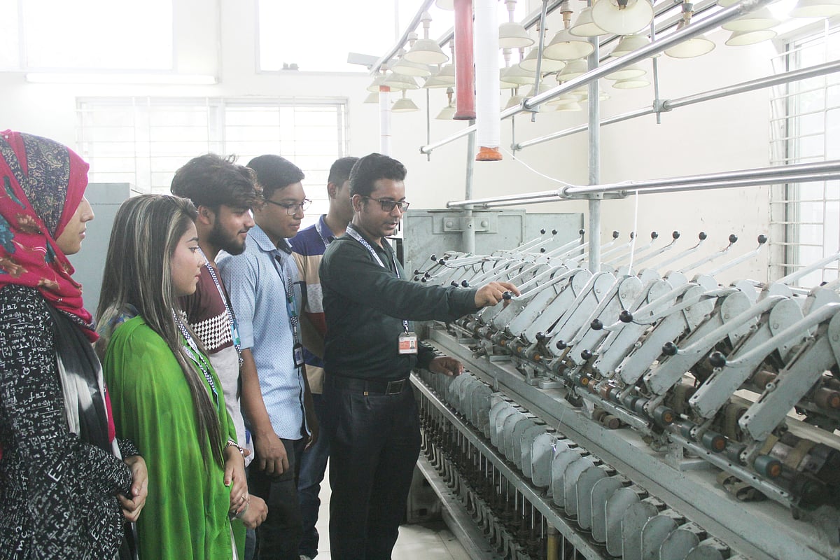 টাঙ্গাইল টেক্সটাইল ইঞ্জিনিয়ারিং কলেজে চার বছর মেয়াদি বিএসসি ইন টেক্সটাইল ইঞ্জিনিয়ারিং প্রোগ্রামের ভর্তিপ্রক্রিয়া শুরু হয়েছে