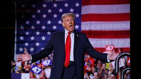 যুক্তরাষ্ট্রের প্রেসিডেন্ট ডোনাল্ড ট্রাম্প