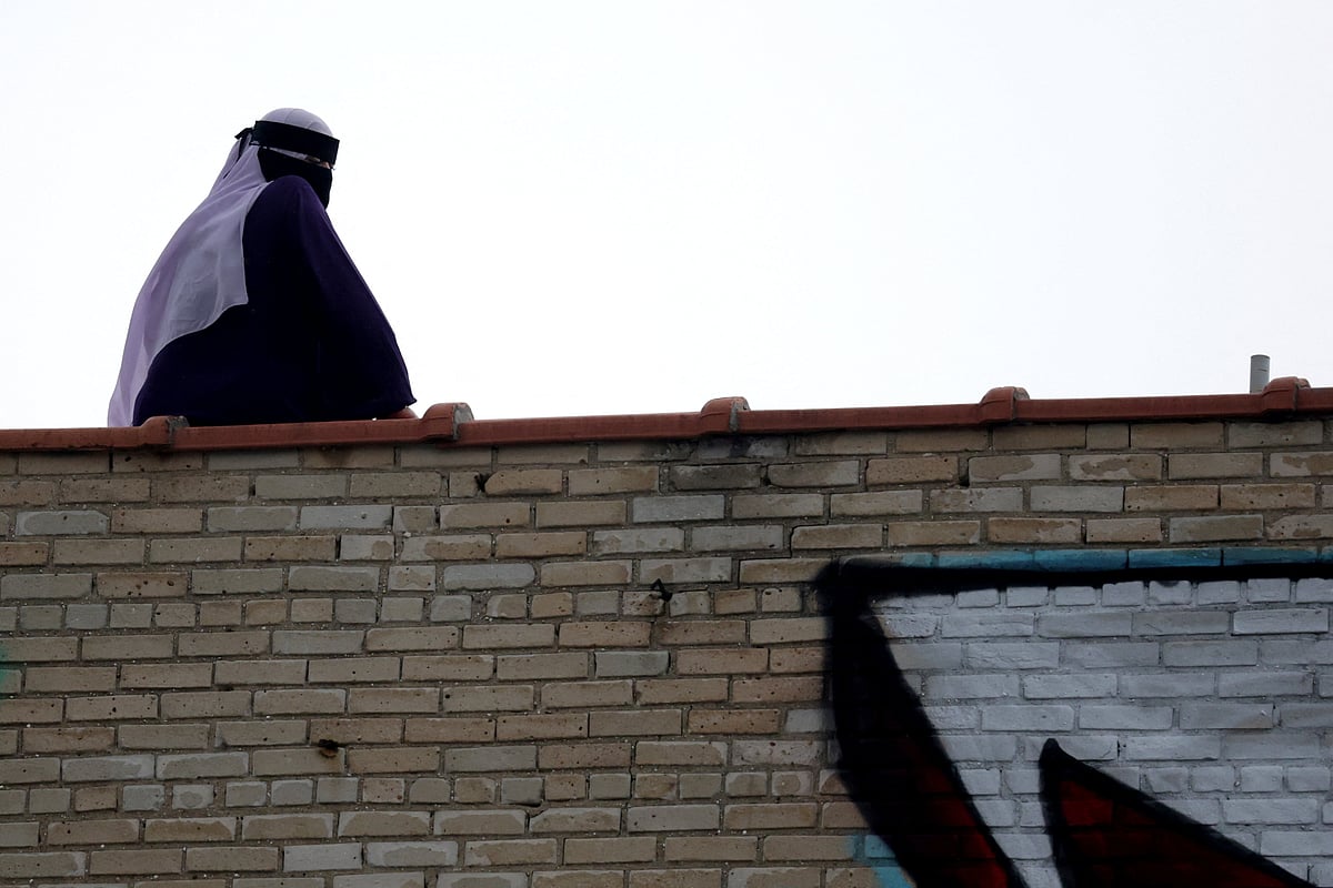 হিজাব বা ধর্মীয় পোশাকের কারণে মুসলিম নারীরা প্রায়ই আক্রমণের শিকার হন