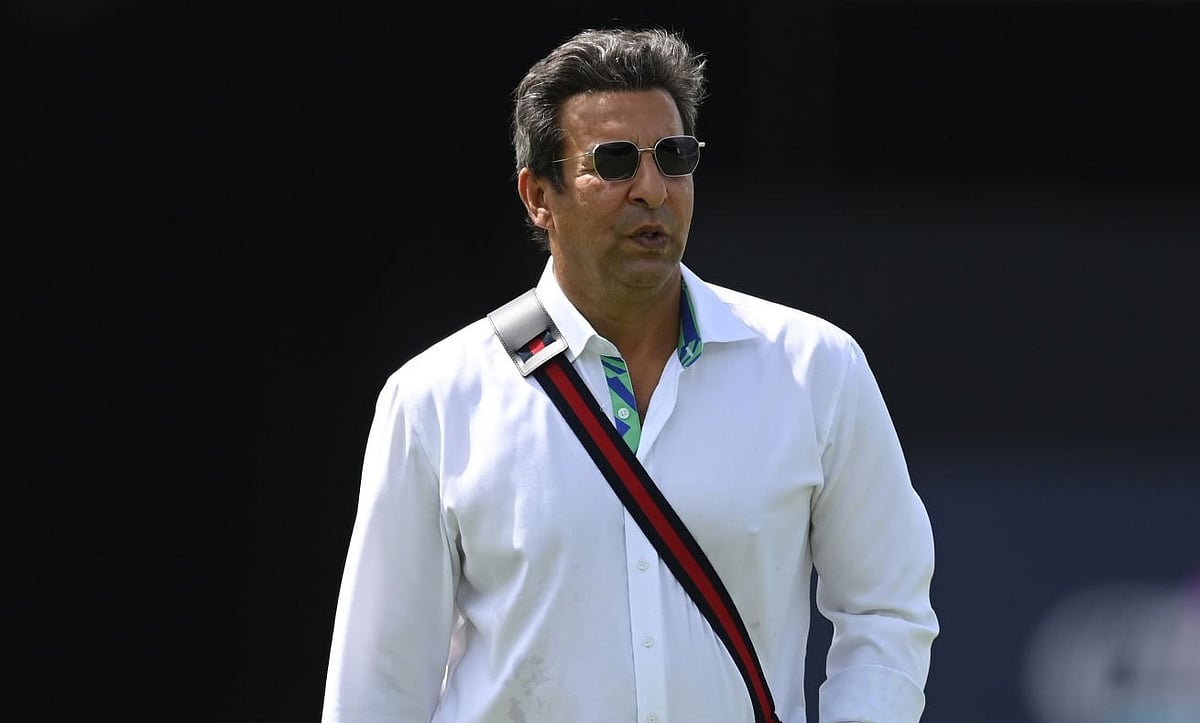 পাকিস্তানের কিংবদন্তি ক্রিকেটার ওয়াসিম আকরাম